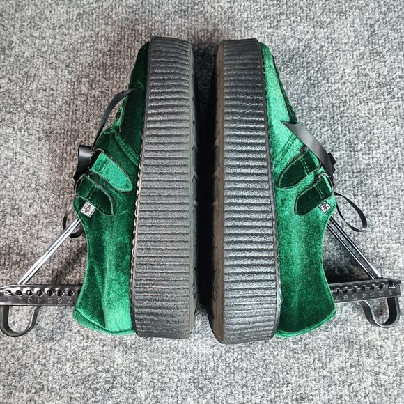 T.U.K Shoes Womens Size 7 Green Velvet Platform Creepers D-Ring TUK - Picture 4 of 9
